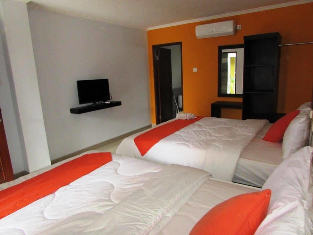 Seruni Guest House Denpasar Exteriör bild