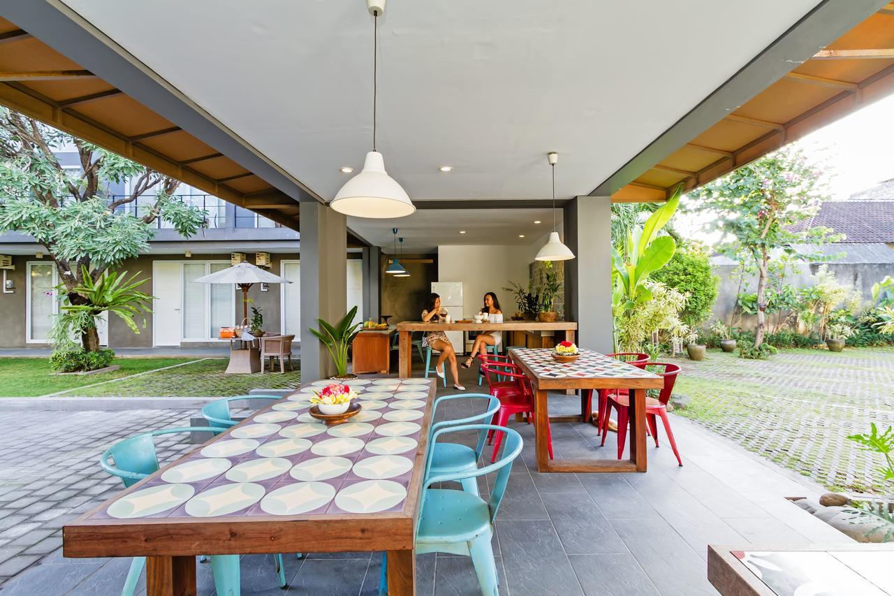 Seruni Guest House Denpasar Exteriör bild